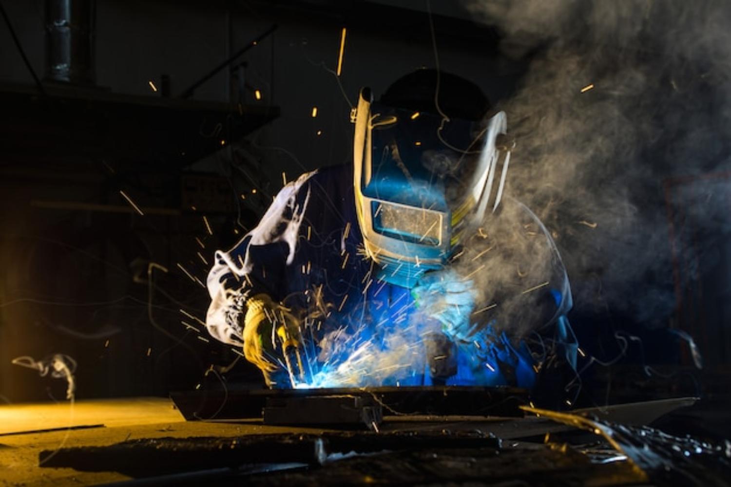 Сварка аргоном для начинающих: оборудование, газ и техника